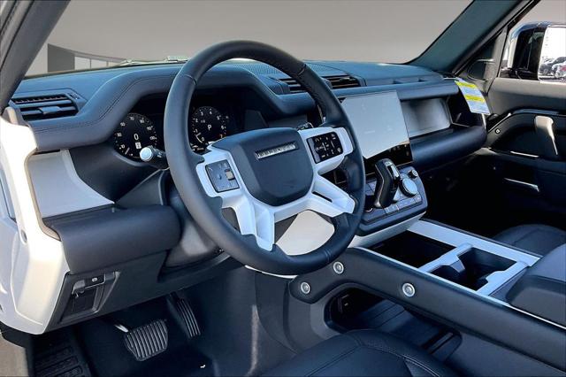 2026 Land Rover Defender P400 X-Dynamic SE