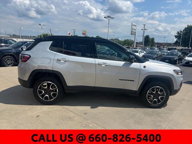 2025 Jeep Compass Trailhawk 4x4
