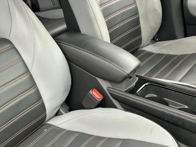2023 Nissan Kicks SR Xtronic CVT