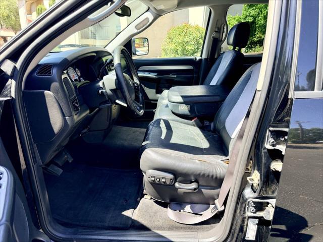 2005 Dodge Ram 3500 SLT/Laramie
