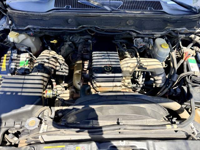 2005 Dodge Ram 3500 SLT/Laramie