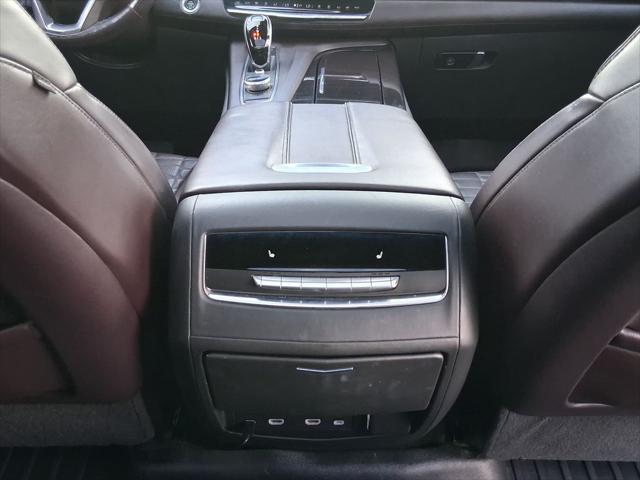 2021 Cadillac Escalade 2WD Sport Platinum