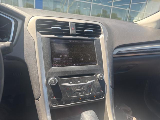 2013 Ford Fusion Hybrid SE