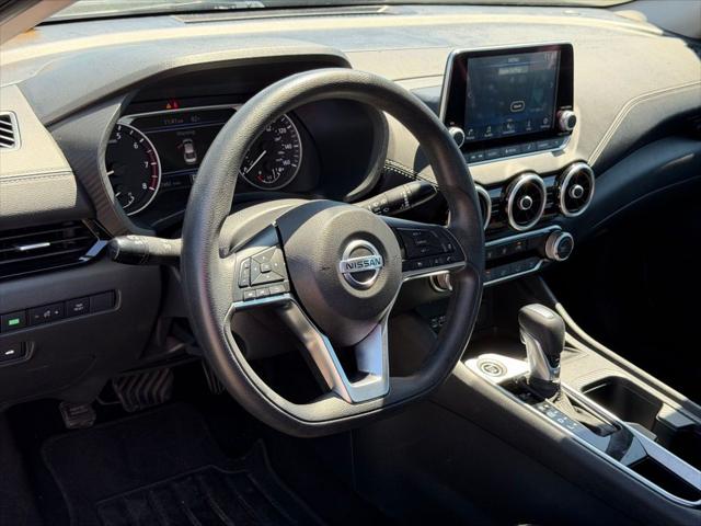 2023 Nissan Sentra SV Xtronic CVT