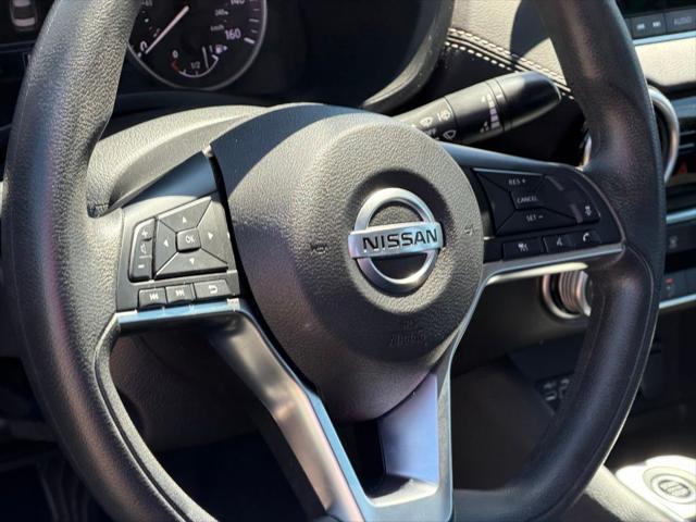 2023 Nissan Sentra SV Xtronic CVT