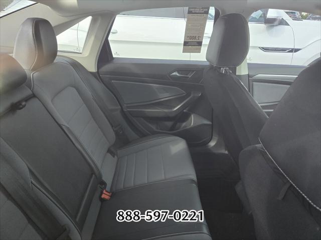 2025 Volkswagen Jetta 1.5T SE