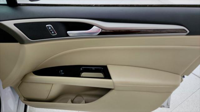 2014 Ford Fusion Hybrid SE