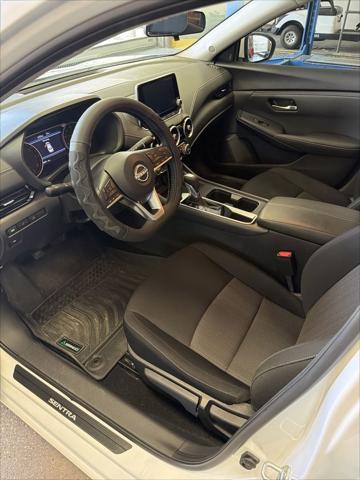 2024 Nissan Sentra SV Xtronic CVT