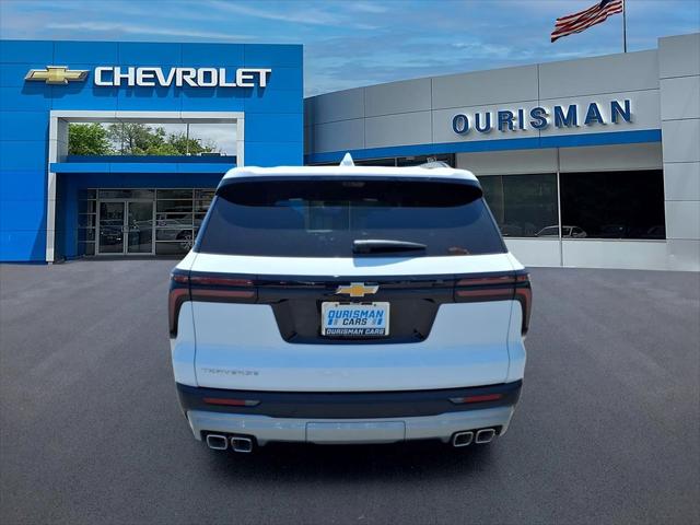 2026 Chevrolet Traverse FWD LT