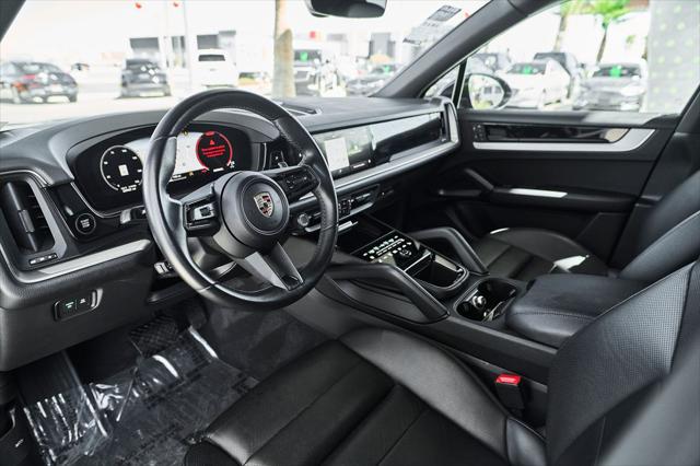 2024 Porsche Cayenne Base
