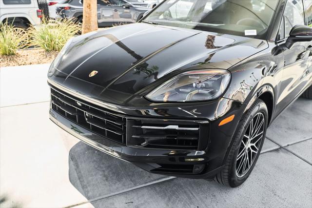 2024 Porsche Cayenne Base