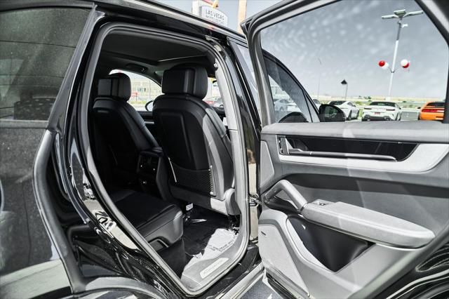 2024 Porsche Cayenne Base