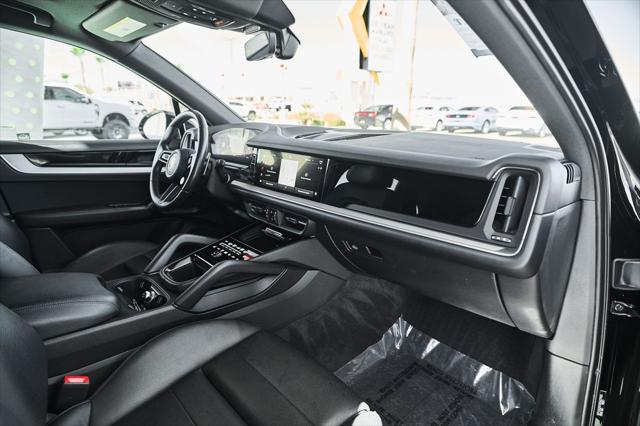 2024 Porsche Cayenne Base