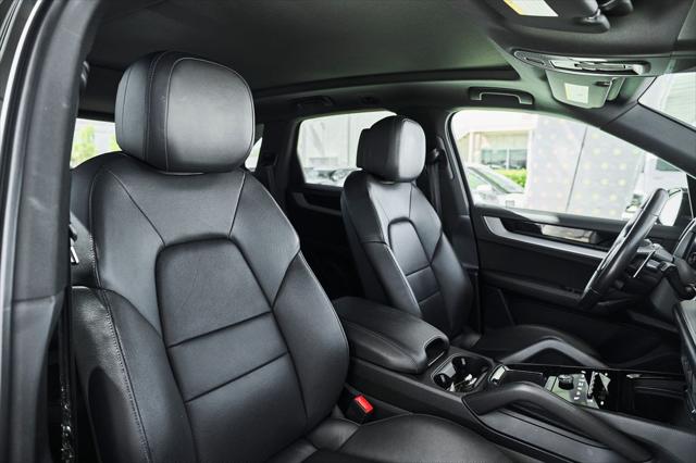 2024 Porsche Cayenne Base