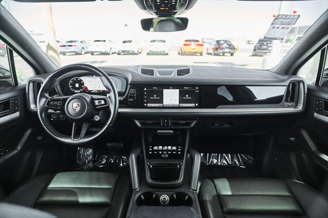 2024 Porsche Cayenne Base
