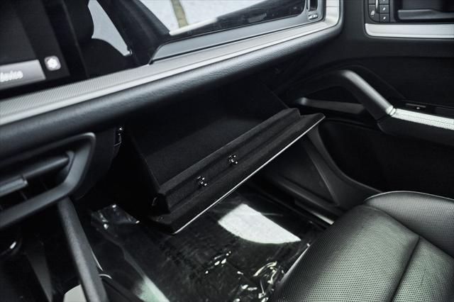 2024 Porsche Cayenne Base