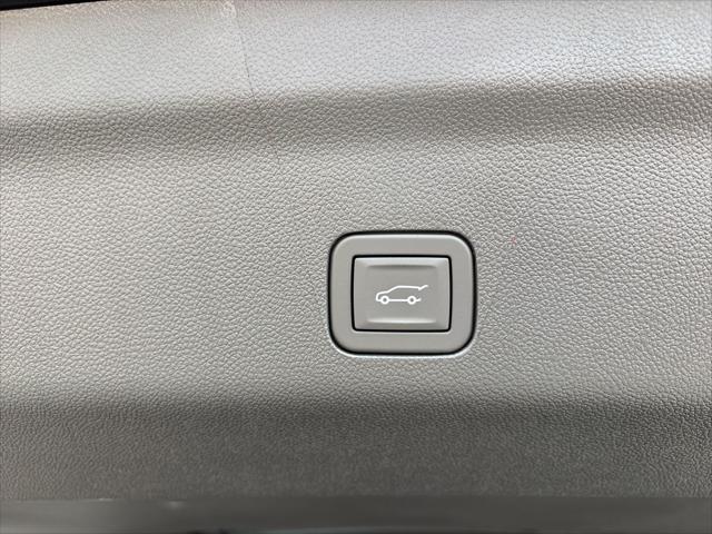 2026 GMC Yukon 4WD AT4