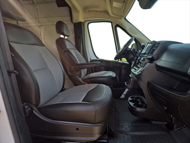2025 Ram ProMaster 2500 Cargo Van Tradesman High Roof 159" WB w/Pass Seat