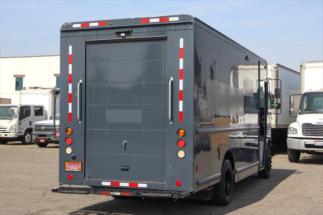 2020 Freightliner MT45G Unknown
