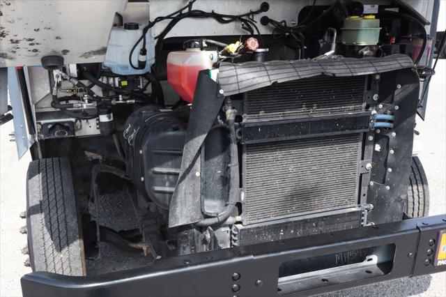 2020 Freightliner MT45G Unknown