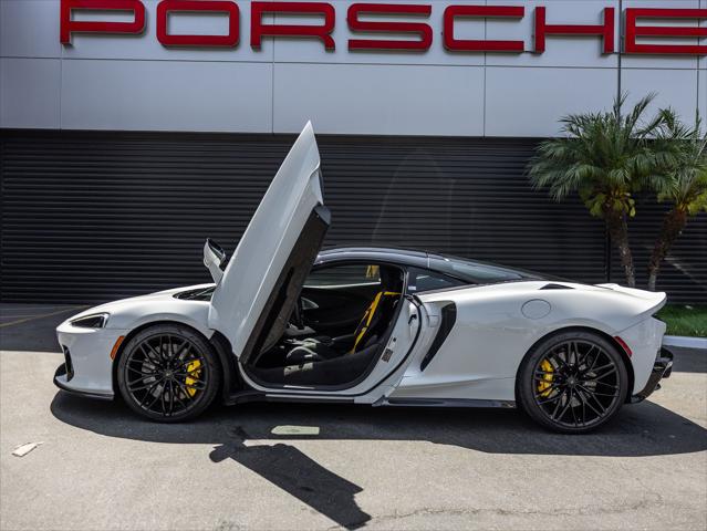 2026 McLaren GT Performance