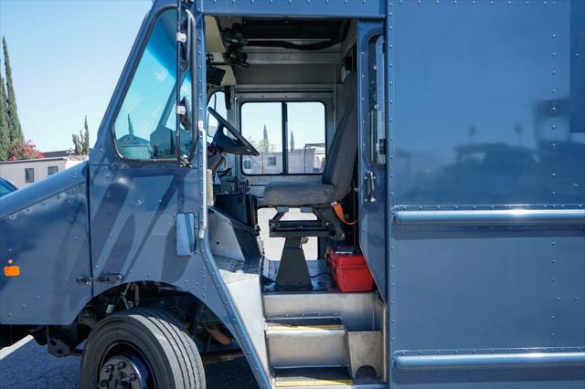 2020 Freightliner MT45G Unknown