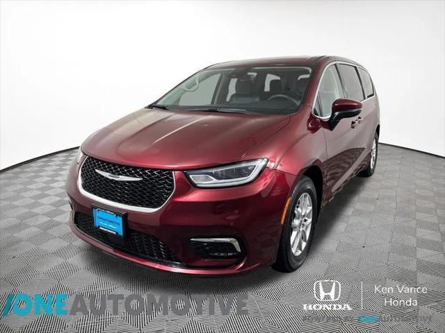 2023 Chrysler Pacifica Touring L for sale in Eau Claire, WI