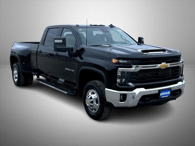 2026 Chevrolet Silverado 3500HD Crew Cab, Long Bed, LT Dual Rear Wheel, RWD