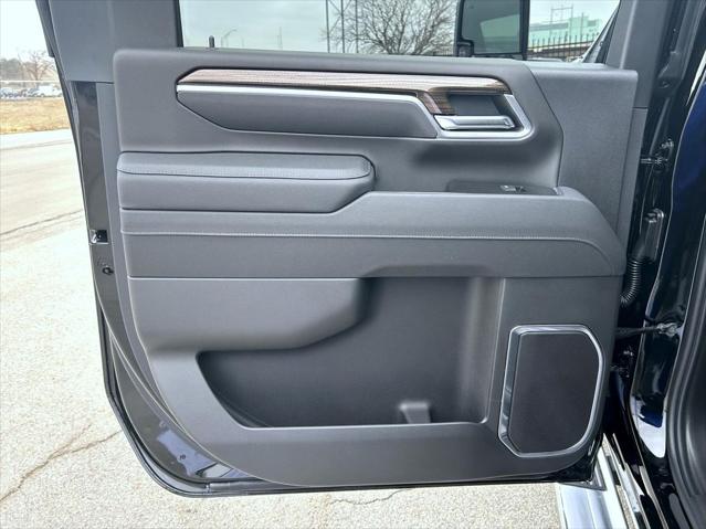 2026 Chevrolet Silverado 3500HD Crew Cab, Long Bed, LT Dual Rear Wheel, RWD
