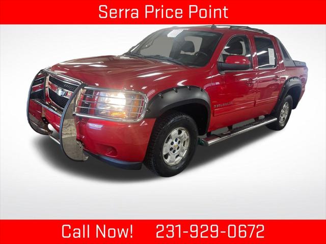 2011 Chevrolet Avalanche LS for sale in TRAVERSE CITY, MI