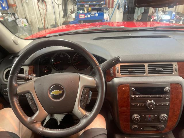 2011 Chevrolet Avalanche LS