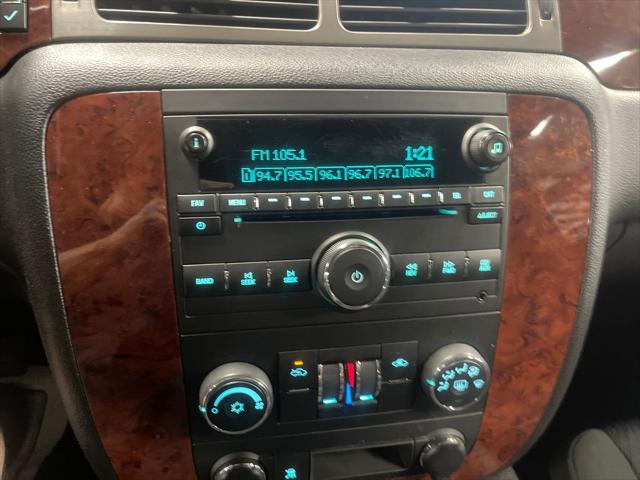 2011 Chevrolet Avalanche LS