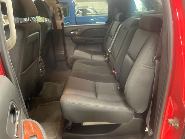 2011 Chevrolet Avalanche LS
