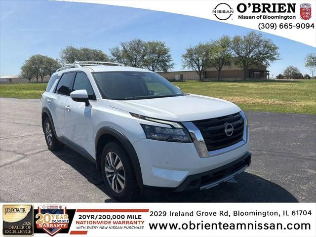 2025 Nissan Pathfinder SL 4WD for sale in Bloomington, IL