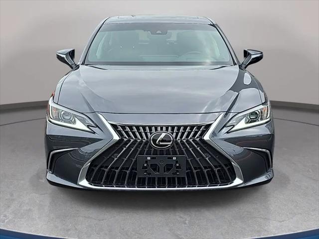 2025 Lexus ES 300h ES 300h
