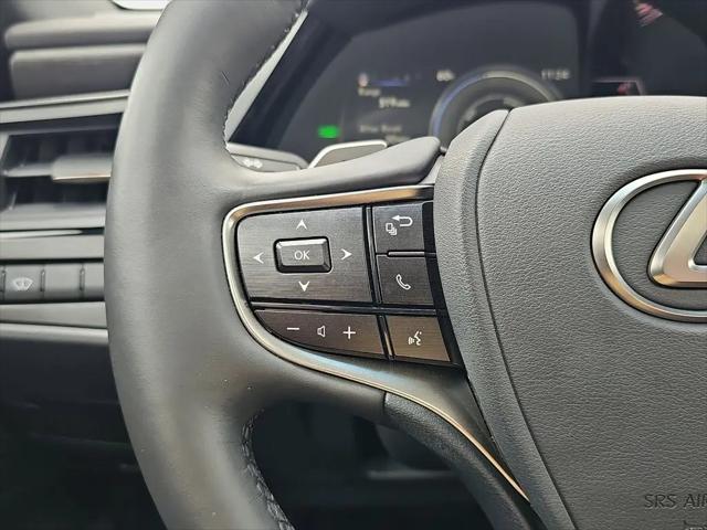 2025 Lexus ES 300h ES 300h