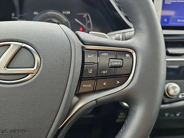 2025 Lexus ES 300h ES 300h