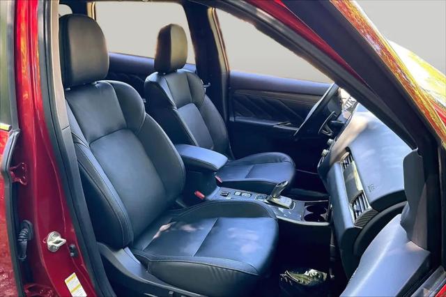 2020 Mitsubishi Outlander PHEV SEL S-AWC