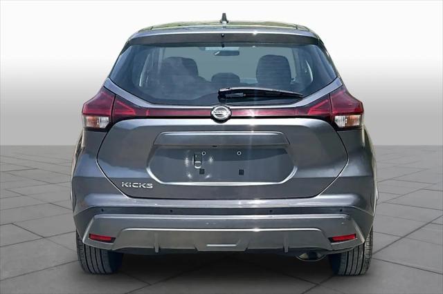 2021 Nissan Kicks S Xtronic CVT