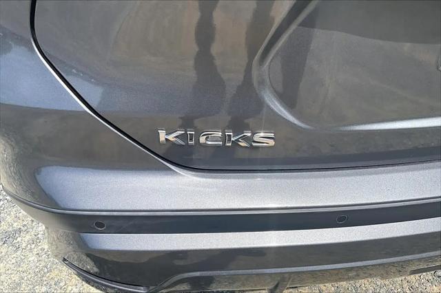 2021 Nissan Kicks S Xtronic CVT