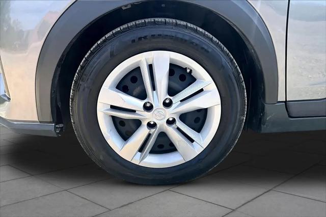 2021 Nissan Kicks S Xtronic CVT