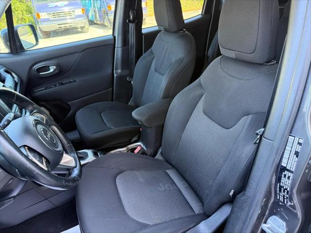 2017 Jeep Renegade Latitude FWD