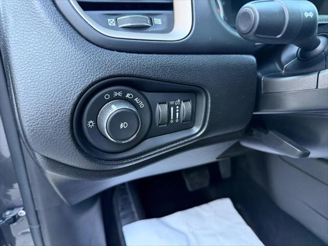 2017 Jeep Renegade Latitude FWD