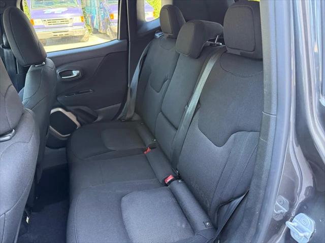 2017 Jeep Renegade Latitude FWD