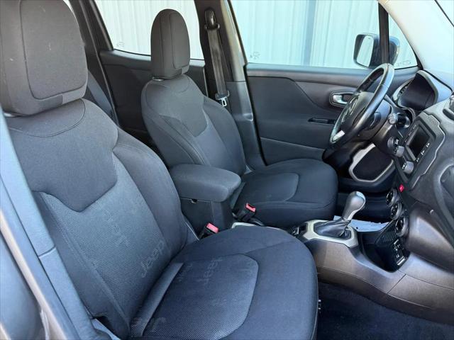 2017 Jeep Renegade Latitude FWD