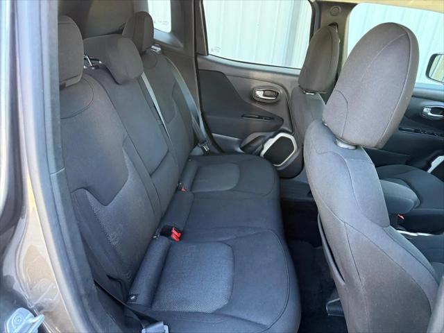 2017 Jeep Renegade Latitude FWD