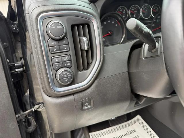 2022 Chevrolet Silverado 1500 4WD Crew Cab Short Bed LT Trail Boss