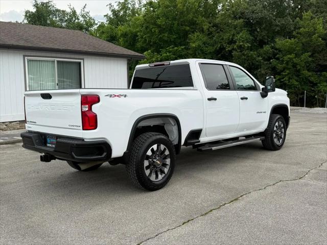2021 Chevrolet Silverado 2500HD 4WD Crew Cab Standard Bed Custom