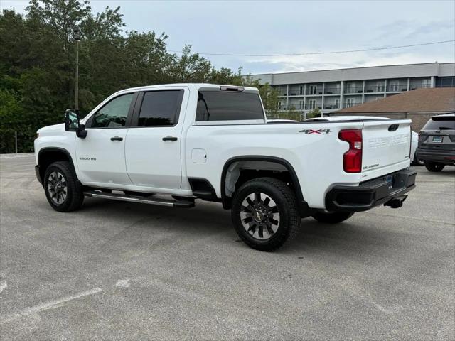 2021 Chevrolet Silverado 2500HD 4WD Crew Cab Standard Bed Custom