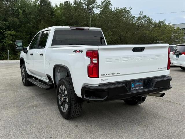 2021 Chevrolet Silverado 2500HD 4WD Crew Cab Standard Bed Custom